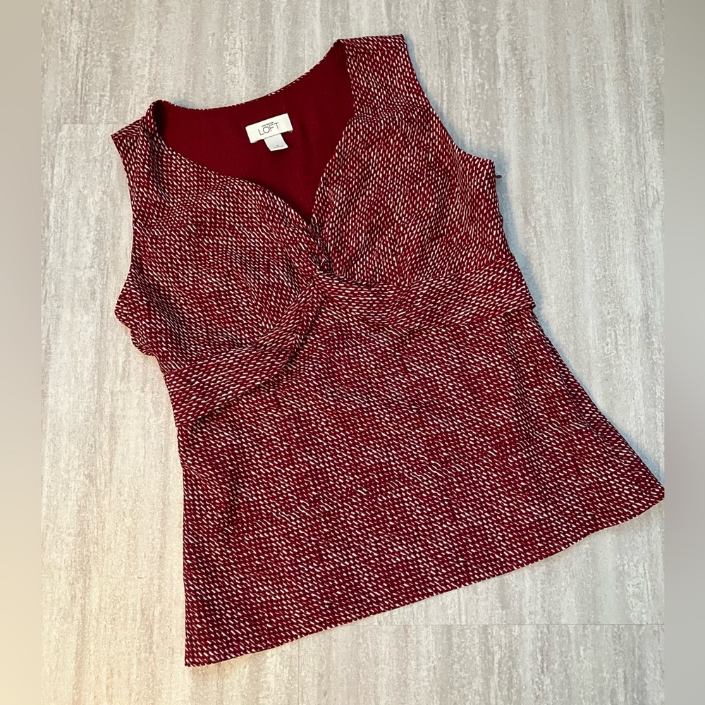 Loft sleeveless print blouse